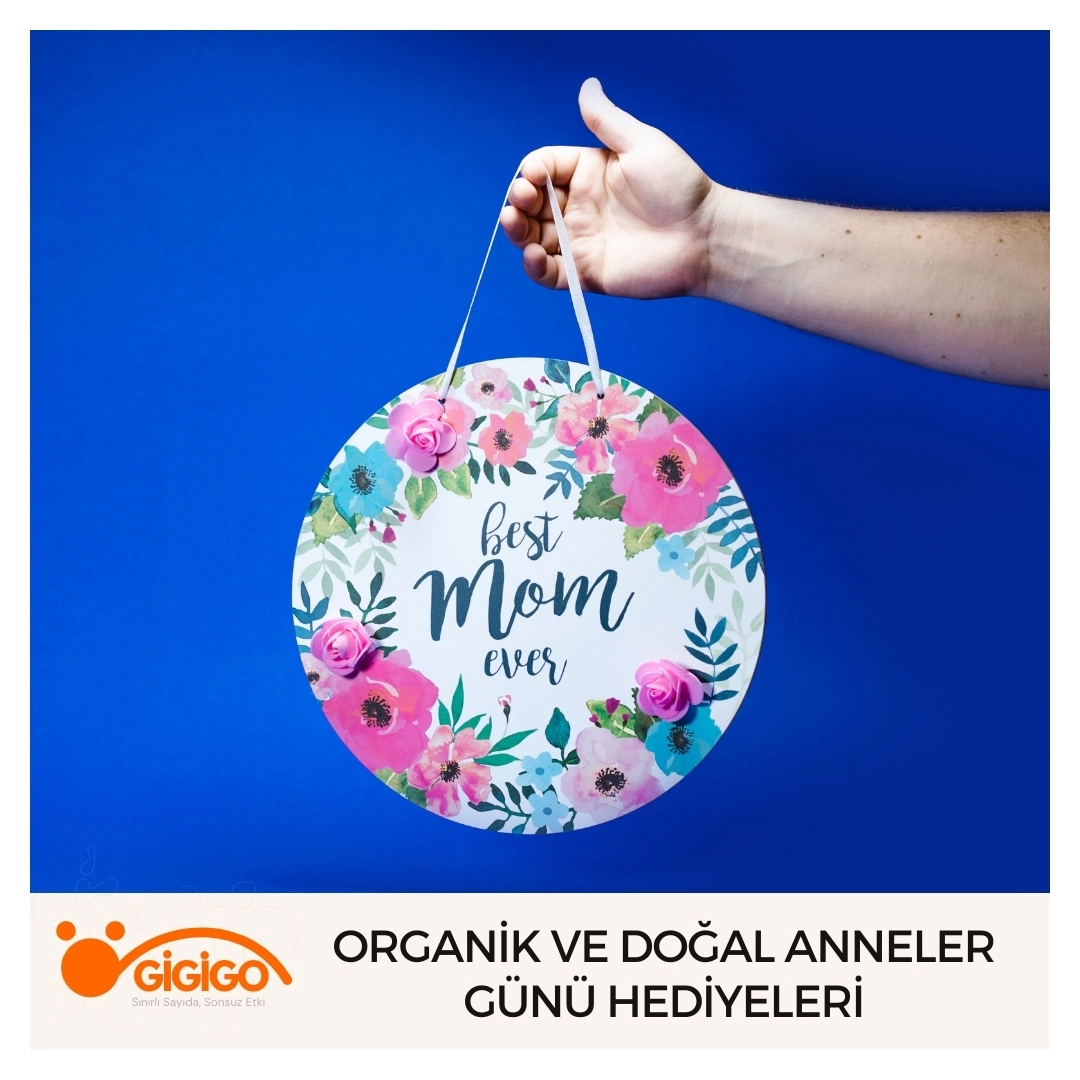 Organik malzemelerden üretilmiş kadınlar için kokulu mum hediye seçenekleri