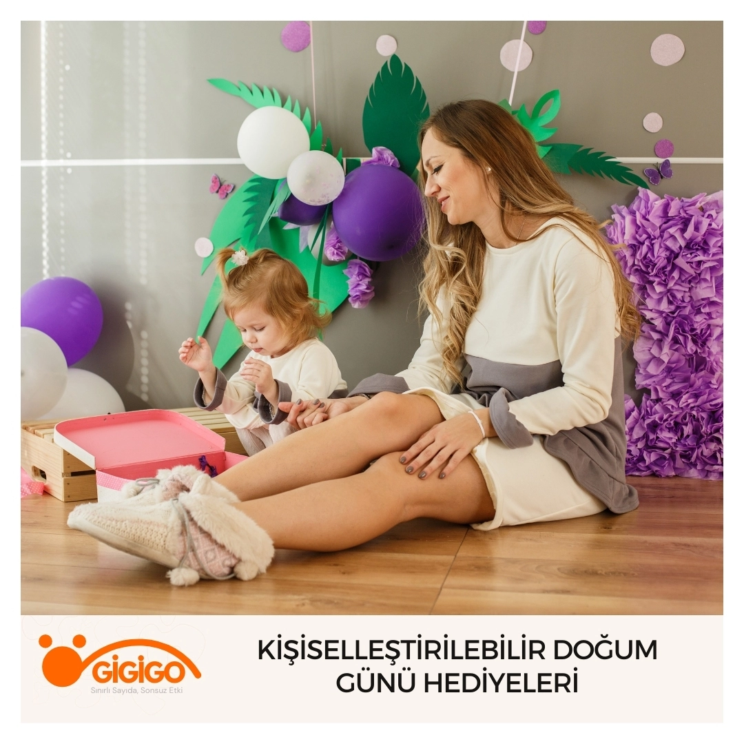Kişiselleştirilebilir özel yılbaşı hediyesi örneği