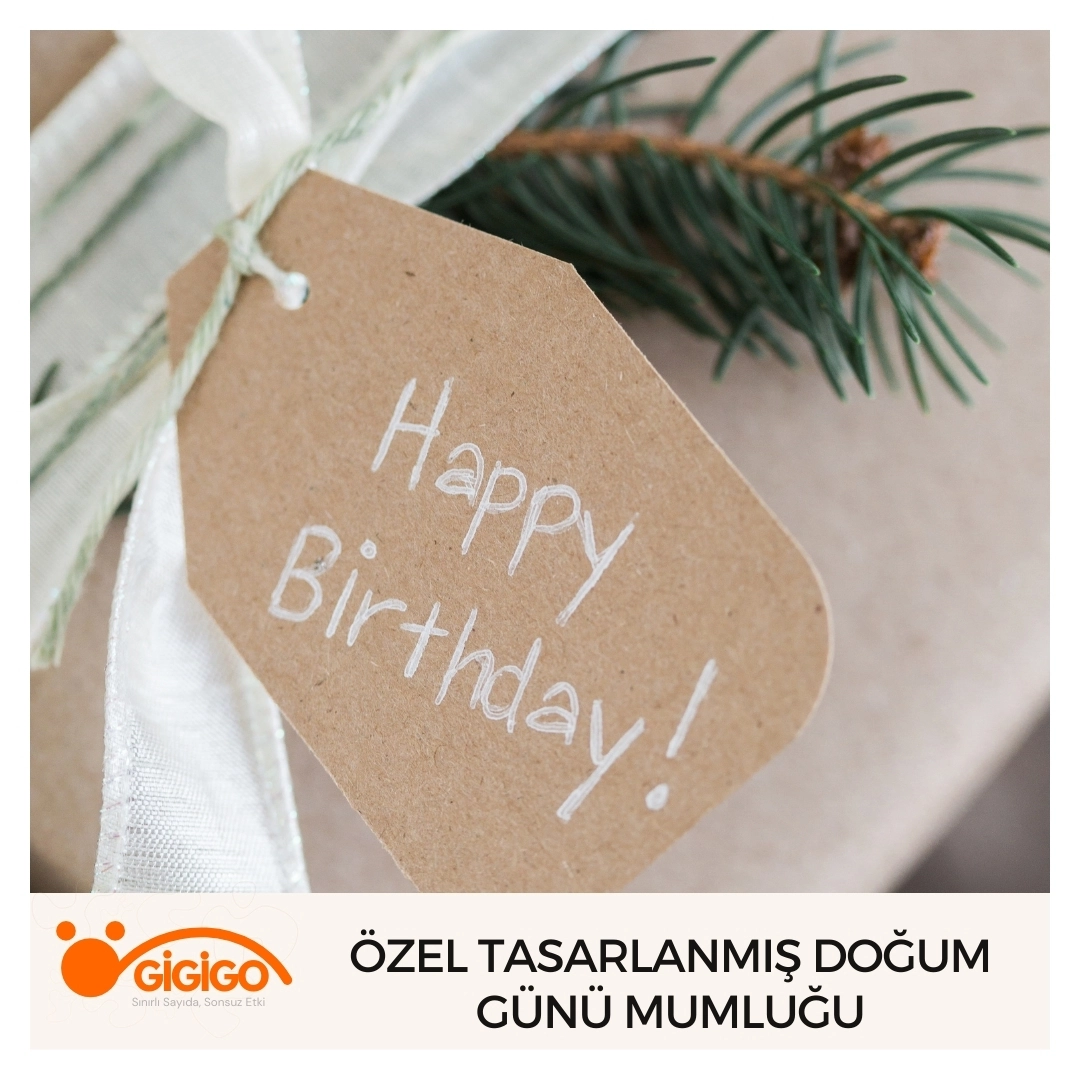 İsme özel doğum günü hediyesi: ahşap mumluk üzerine isim ve tarih işlemeli