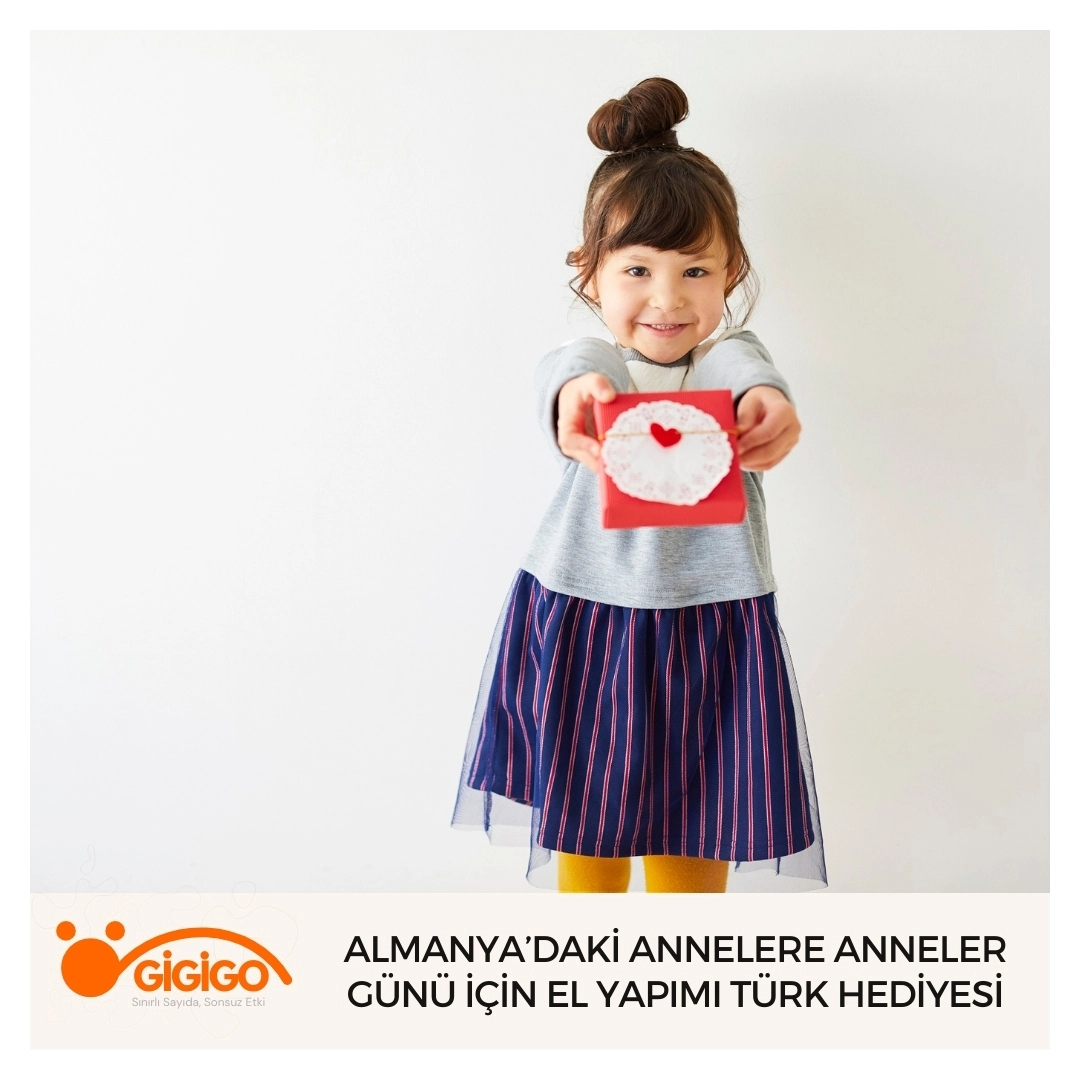 El yapımı Anneler Günü hediyesi vazosu