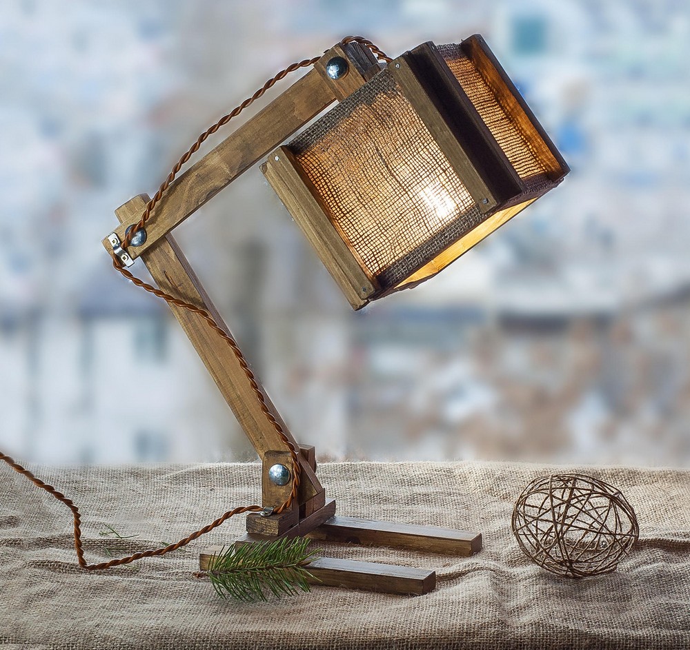Kişiye Özel - Ahşap Masaüstü Lamba Sturdy Özel Tasarım 